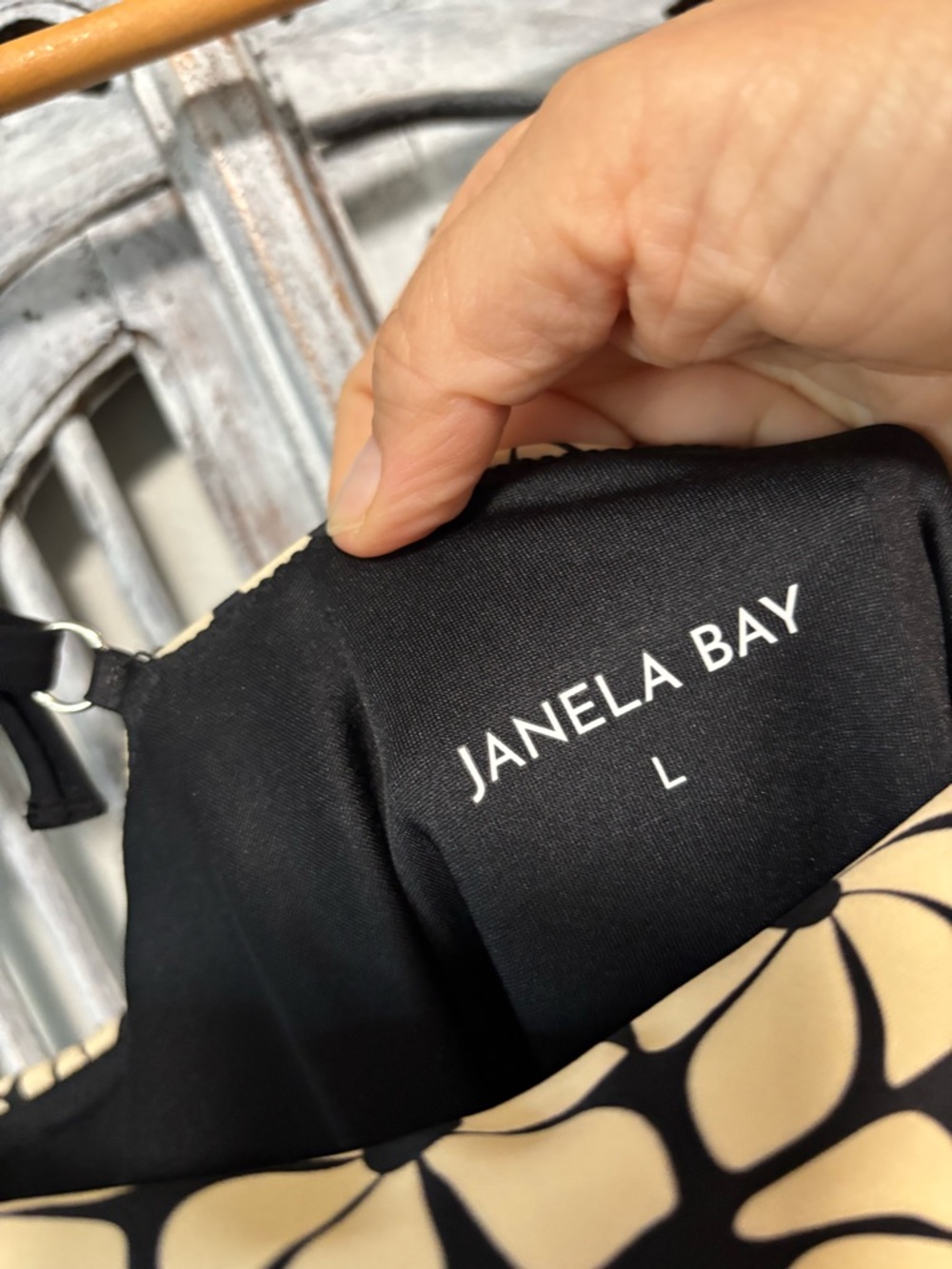 NEW Janela Bay Shoulder Tie Cream Black Square Floral One Piece Swimsuit - Picture 8 of 10